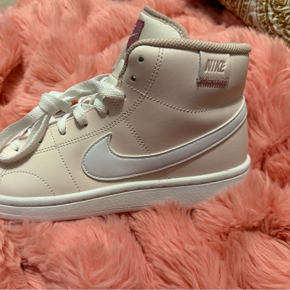 Nike Women's Athletic Shoes in Cream and White